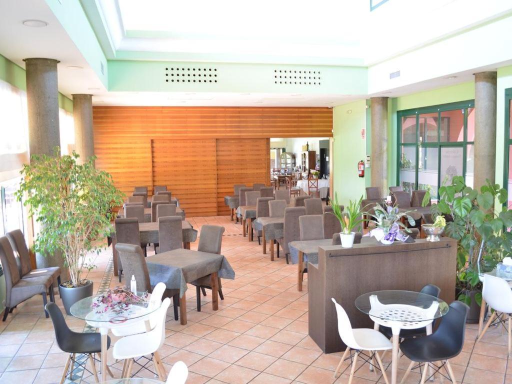 Espectacular Chalet Adosado Para Vacaciones En Panoramica Golf Sant Jordi Экстерьер фото